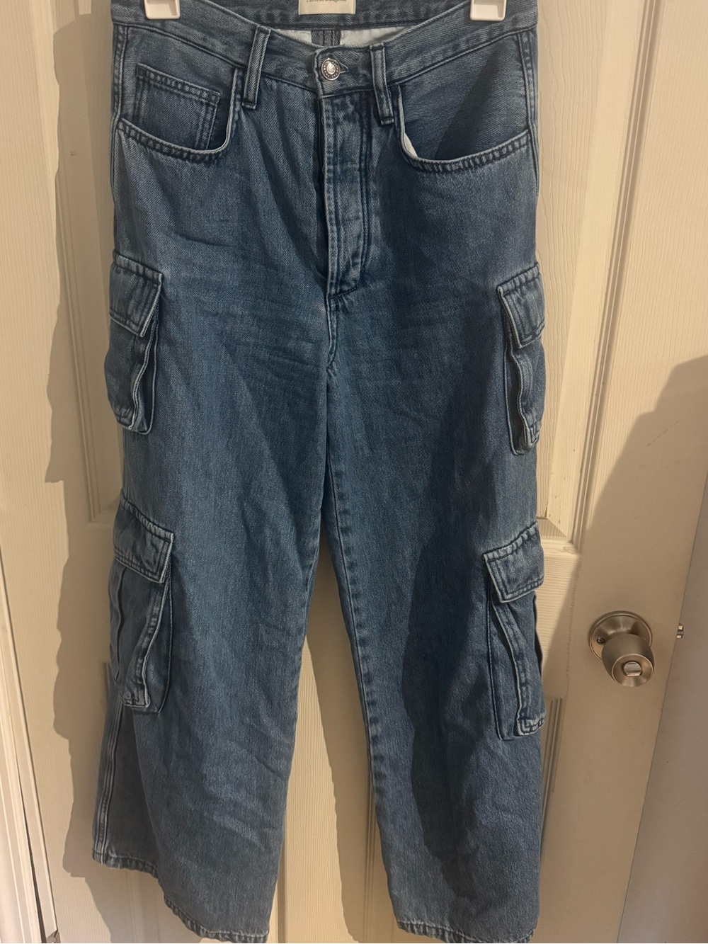 Favorite Daughter The Carly Cargo Jeans in Highway Size 26 - Picture 3 of 16